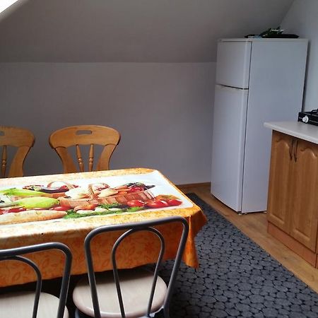 Apartmán Sosnowy Dworek Józefów Exteriér fotografie