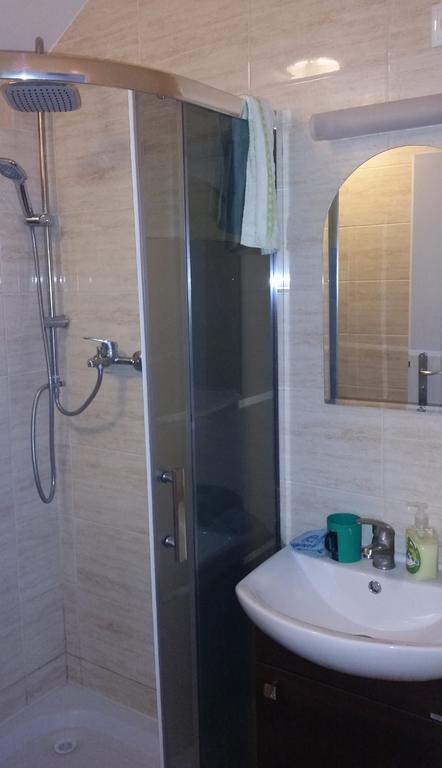 Apartmán Sosnowy Dworek Józefów Exteriér fotografie