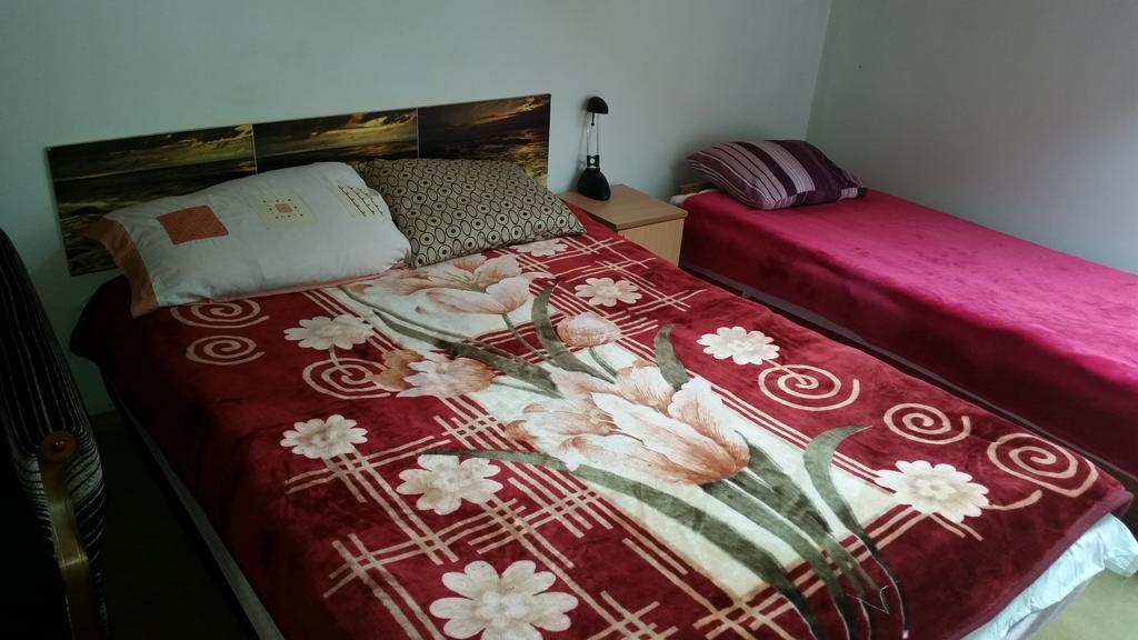 Apartmán Sosnowy Dworek Józefów Exteriér fotografie