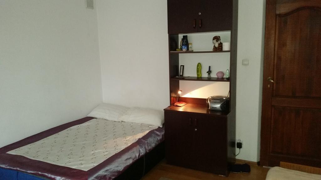 Apartmán Sosnowy Dworek Józefów Exteriér fotografie