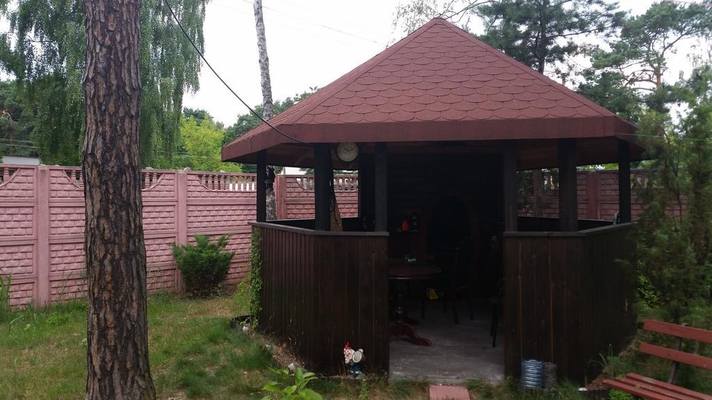 Apartmán Sosnowy Dworek Józefów Exteriér fotografie